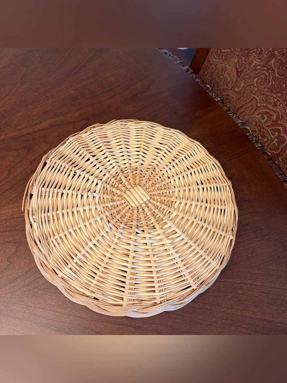Vintage Woven Round Serving Basket Tray / Rattan Charger - Natural Tan